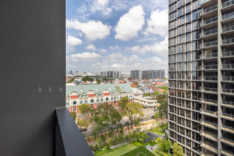 Tembusu Grand, 92 Jalan Tembusu, 4 Bedrooms, 1,432 sqft, Condominium For Sale, by Bernard Ng 黄俊凯, 500198803 - Balcony - PropertyGuru.com.sg