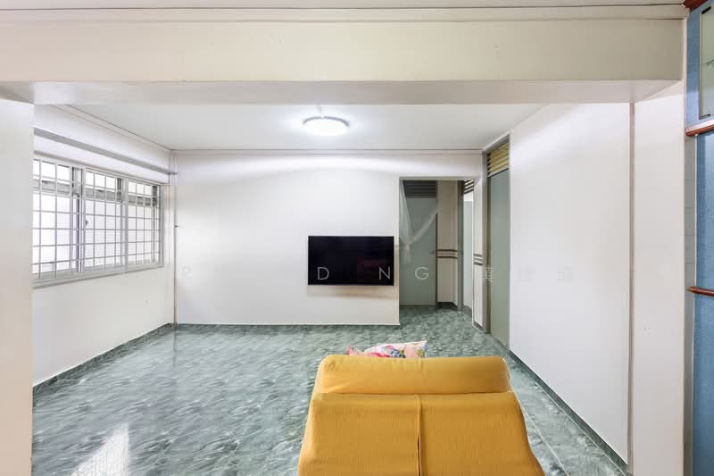 80B Lorong 4 Toa Payoh, 80B Lorong 4 Toa Payoh, 3 Bedrooms, 1,119 sqft, HDB Flat For Sale, by Bernard Ng 黄俊凯, 500198815 - Living Room - PropertyGuru.com.sg