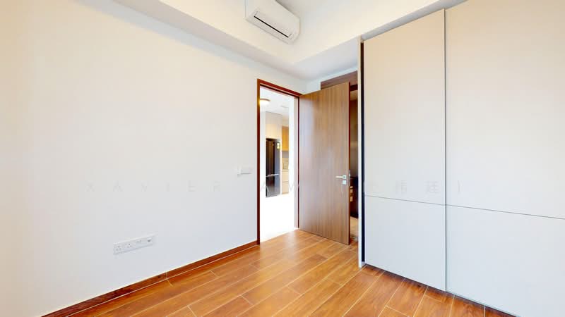 Parksuites, 18 Holland Grove Road, 1 Bedroom, 624 sqft, Condominium For Sale, by Xavier Aw (欧伟廷), 500198816 - Master Bedroom - PropertyGuru.com.sg