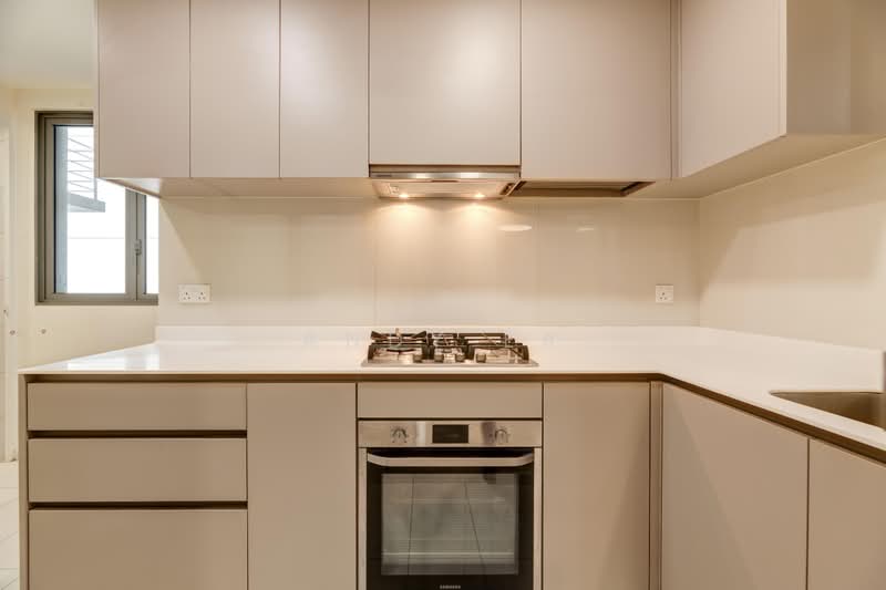 The Visionaire, 174 Canberra Drive, 4 Bedrooms, 1,141 sqft, Executive Condominium For Sale, by Andy Ea, 500198835 - Kitchen - PropertyGuru.com.sg