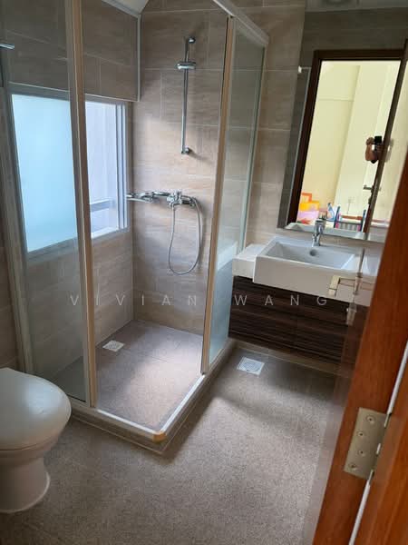 Dalla Vale, 218 Springleaf Avenue, Room Rental, 130 sqft, Semi-Detached House For Rent, by Vivian Wang, 500198836 - Bathroom - PropertyGuru.com.sg