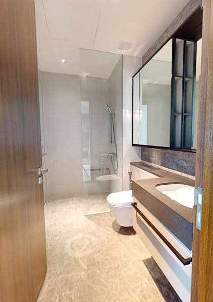 Parksuites, 18 Holland Grove Road, 2 Bedrooms, 1,098 sqft, Condominium For Sale, by Xavier Aw (欧伟廷), 500198845 - Bathroom - PropertyGuru.com.sg