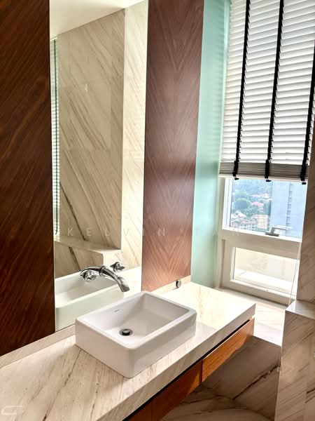 Nouvel 18, 16 Anderson Road, 4 Bedrooms, 1,765 sqft, Condominium For Sale, by Kelvin Tan, 500198877 - Bathroom - PropertyGuru.com.sg