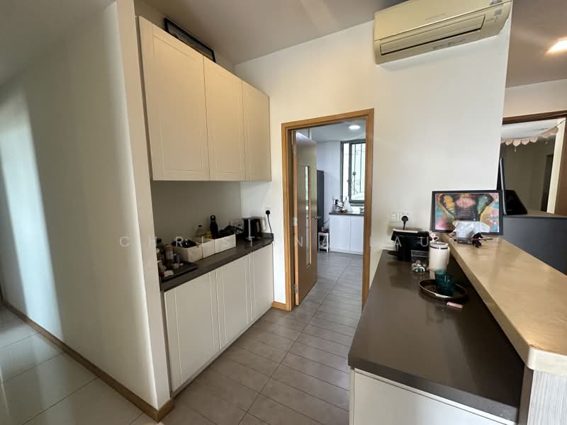 Double Bay Residences, 21B Simei Street 4, 4 Bedrooms, 1,550 sqft, Condominium For Sale, by Christina Lau, 500198880 - Kitchen - PropertyGuru.com.sg