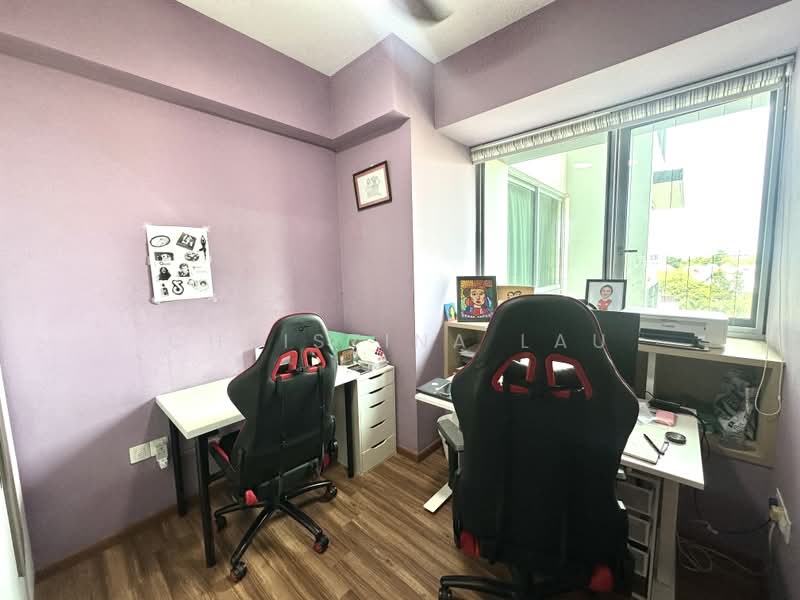Double Bay Residences, 21B Simei Street 4, 4 Bedrooms, 1,550 sqft, Condominium For Sale, by Christina Lau, 500198880 - Bedroom 1 - PropertyGuru.com.sg