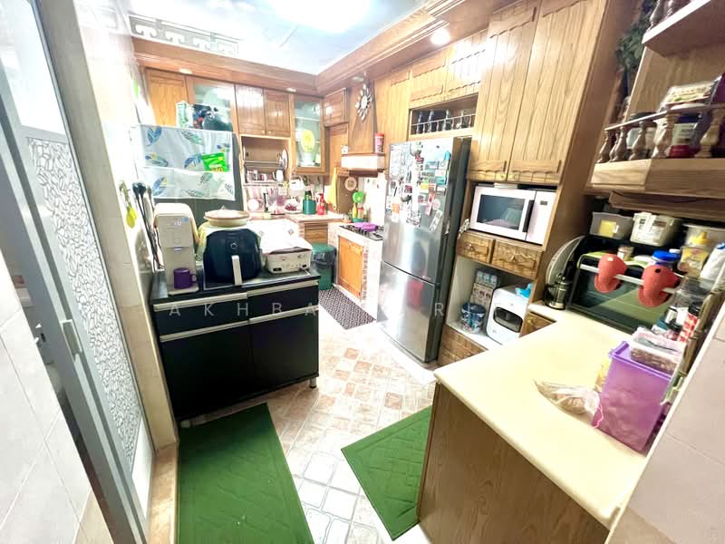 102C Punggol Field, 102C Punggol Field, 3 Bedrooms, 1,205 sqft, HDB Flat For Sale, by Akhbar Ariff, 500198890 - Kitchen - PropertyGuru.com.sg