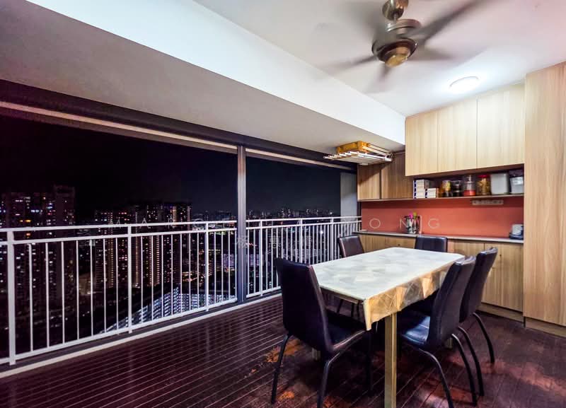 138A Lorong 1A Toa Payoh, 138A Lorong 1A Toa Payoh, 3 Bedrooms, 1,259 sqft, HDB Flat For Sale, by Marcella Yong 杨惠晴, 500198898 - Balcony - PropertyGuru.com.sg