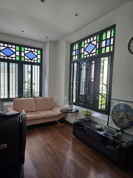The Meyer Place, 2 Meyer Place, 3 Bedrooms, 1,345 sqft, Apartment For Sale, by Andrew Yong, 500198899 - Living Room - PropertyGuru.com.sg
