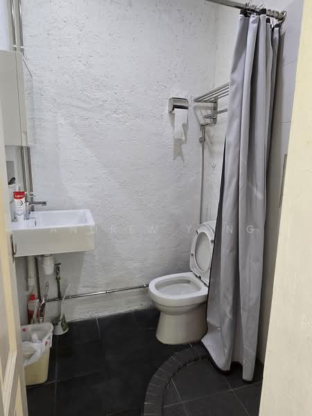 The Meyer Place, 2 Meyer Place, 3 Bedrooms, 1,345 sqft, Apartment For Sale, by Andrew Yong, 500198899 - Bathroom - PropertyGuru.com.sg