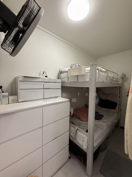 236 Bishan Street 22, 236 Bishan Street 22, 3 Bedrooms, 1,281 sqft, HDB Flat For Rent, by Alvin Tan 陈永顺, 500198913 - Helper’s room / storeroom - PropertyGuru.com.sg