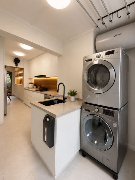 236 Bishan Street 22, 236 Bishan Street 22, 3 Bedrooms, 1,281 sqft, HDB Flat For Rent, by Alvin Tan 陈永顺, 500198913 - Kitchen & Yard - PropertyGuru.com.sg