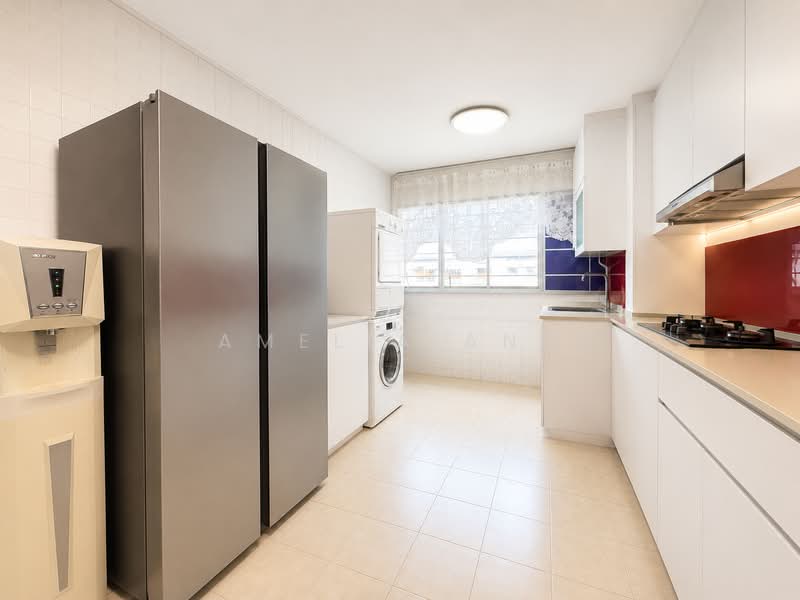 211 Jurong East Street 21, 211 Jurong East Street 21, 2 Bedrooms, 721 sqft, HDB Flat For Sale, by Amelia Ang, 500198914 - Kitchen - PropertyGuru.com.sg