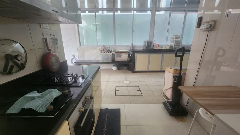 Pavilion Park, Pavilion Circle, 5 Bedrooms, 3,000 sqft, Corner Terrace For Sale, by Michelle Ong, 500198915 - Wet Kitchen in Yard - PropertyGuru.com.sg
