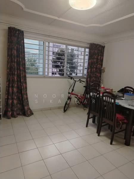 154 Simei Street 1, 154 Simei Street 1, 3 Bedrooms, 1,324 sqft, HDB Flat For Rent, by Noorbani Sikandar, 500198916 - Dining Room - PropertyGuru.com.sg