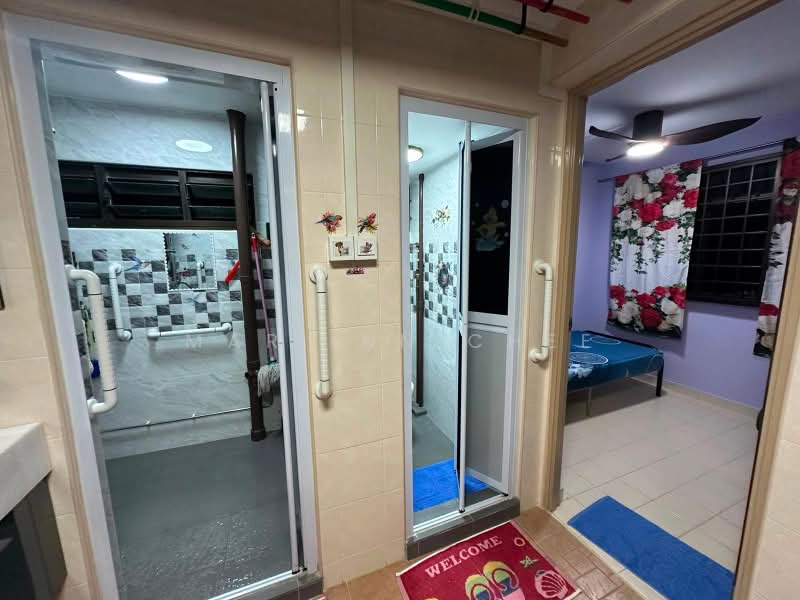6 Marsiling Drive, 6 Marsiling Drive, 1 Bedroom, 50 sqft, HDB Flat For Rent, by Mar Inn Chee, 500198917 - Bathroom - PropertyGuru.com.sg