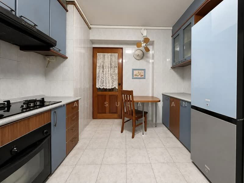 459 Pasir Ris Drive 4, 459 Pasir Ris Drive 4, 4 Bedrooms, 1,528 sqft, HDB Flat For Sale, by Chal Sulaiman, 500198936 - Kitchen - PropertyGuru.com.sg