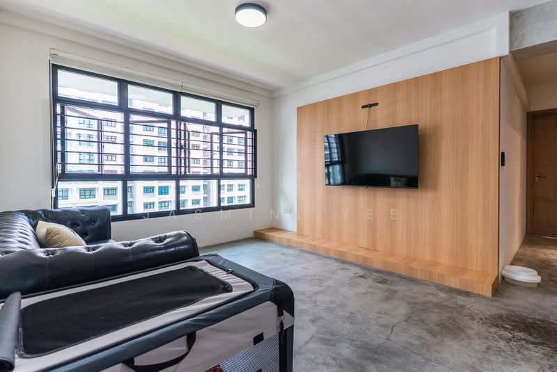 420C Northshore Drive, 420C Northshore Drive, 3 Bedrooms, 1,205 sqft, HDB Flat For Sale, by Jasmine Yee, 500198940 - Living Room - PropertyGuru.com.sg