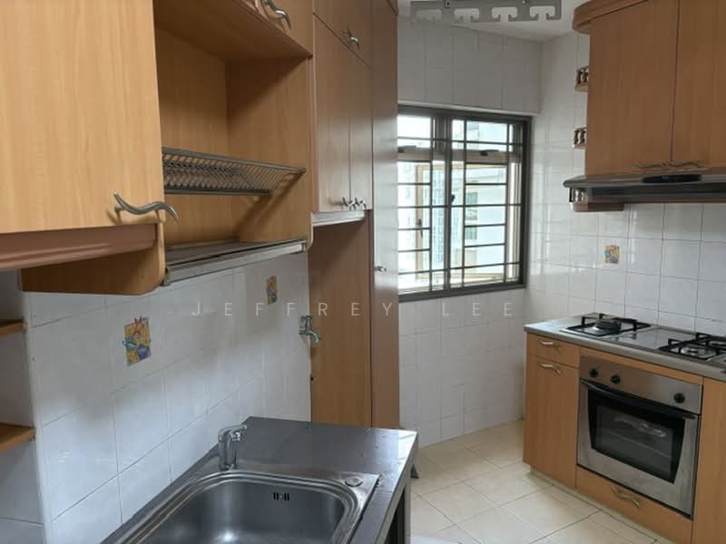 185 Jelebu Road, 185 Jelebu Road, 3 Bedrooms, 1,205 sqft, HDB Flat For Rent, by Jeffrey Lee, 500198944 - Kitchen - PropertyGuru.com.sg