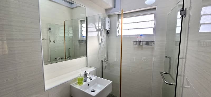 New Spacious Studio 285sf, 10min walk fm Pasir Ris MRT, Pasir Ris St 52, Studio, 350 sqft, HDB Flat For Rent, by Josaphin Toh, 500198956 - Bathroom - PropertyGuru.com.sg