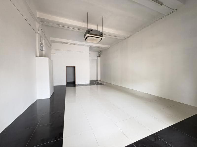 Bukit Merah Central Shophouse, Bukit Merah Central, Alexandra / Commonwealth, 800 sqft, Shop / Shophouse For Rent, by James Tay, 500198969 - Interior - CommercialGuru.com.sg