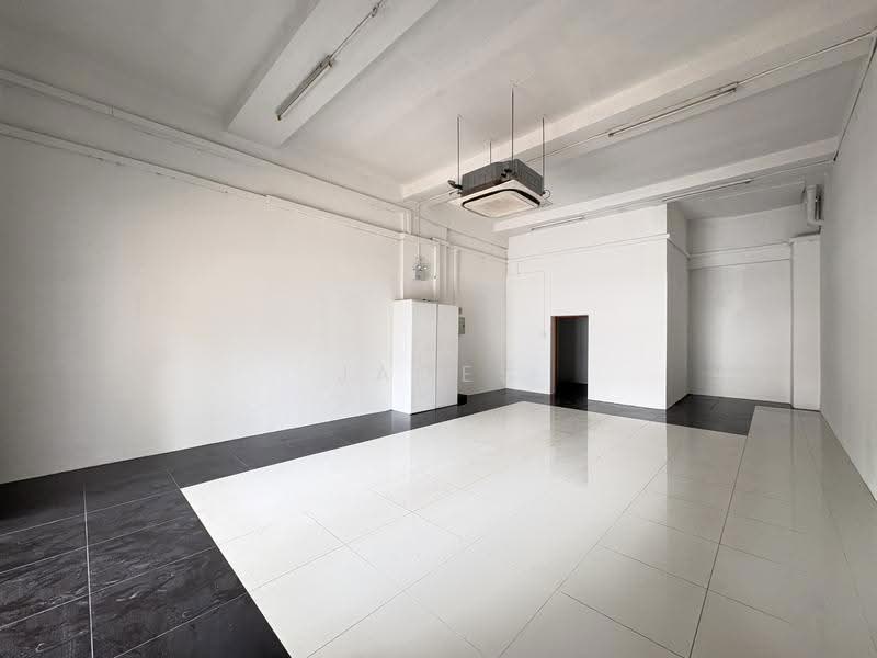 Bukit Merah Central Shophouse, Bukit Merah Central, Alexandra / Commonwealth, 800 sqft, Shop / Shophouse For Rent, by James Tay, 500198969 - Interior - CommercialGuru.com.sg