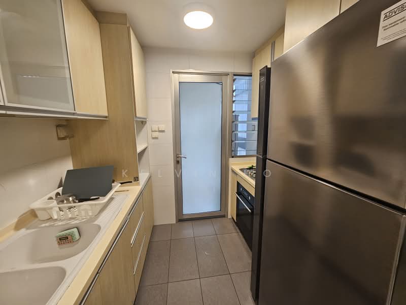 The Parc Condominium, 15 West Coast Walk, Room Rental, 120 sqft, Condominium For Rent, by Kelvin Ho, 500198970 - Kitchen - PropertyGuru.com.sg