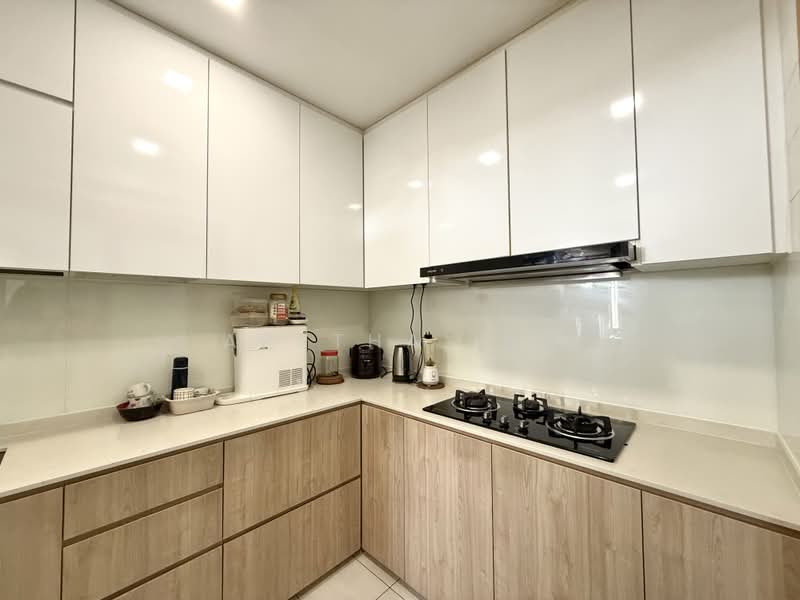Edelweiss Park Condo, 86 Flora Road, 3 Bedrooms, 1,055 sqft, Condominium For Rent, by Aretha Lee, 500198978 - Kitchen - PropertyGuru.com.sg