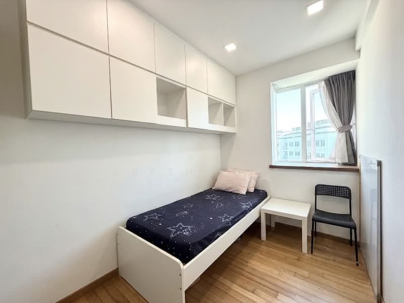 Edelweiss Park Condo, 86 Flora Road, 3 Bedrooms, 1,055 sqft, Condominium For Rent, by Aretha Lee, 500198978 - Bedroom - PropertyGuru.com.sg