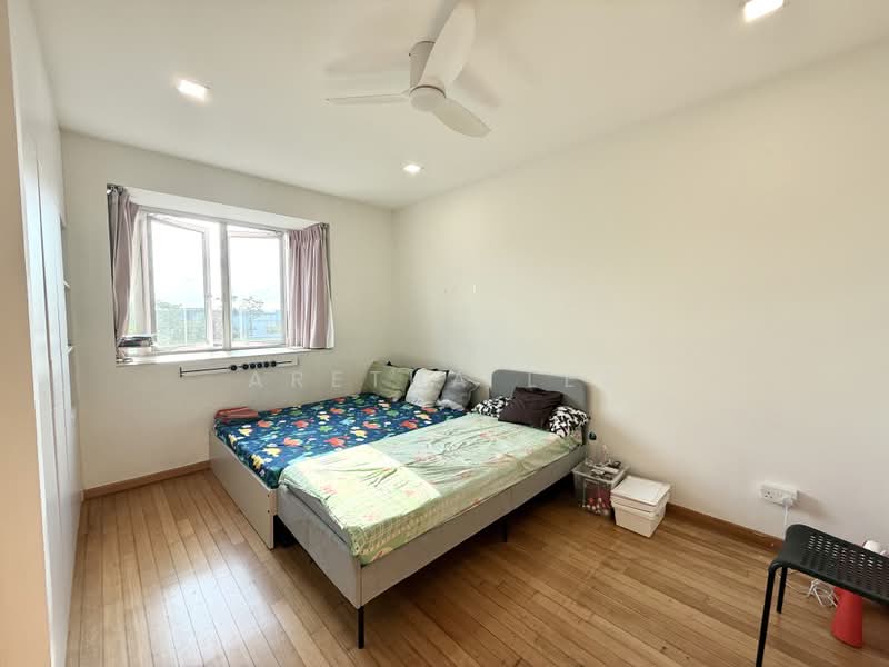 Edelweiss Park Condo, 86 Flora Road, 3 Bedrooms, 1,055 sqft, Condominium For Rent, by Aretha Lee, 500198978 - Bedroom - PropertyGuru.com.sg