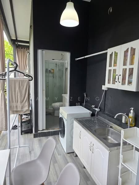 Rangoon View, 223 Rangoon Road, Room Rental, 150 sqft, Apartment For Rent, by Amy Zeng 房姐姐, 500198985 - Bathroom - PropertyGuru.com.sg