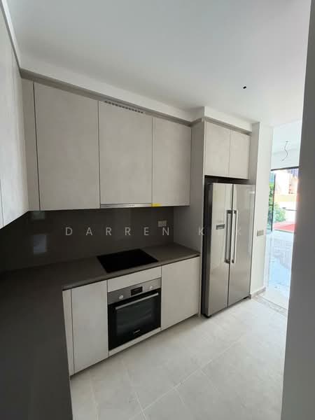 35 Gilstead, 35 Gilstead Road, 3 Bedrooms, 872 sqft, Apartment For Rent, by Darren Kek, 500198986 - Kitchen - PropertyGuru.com.sg