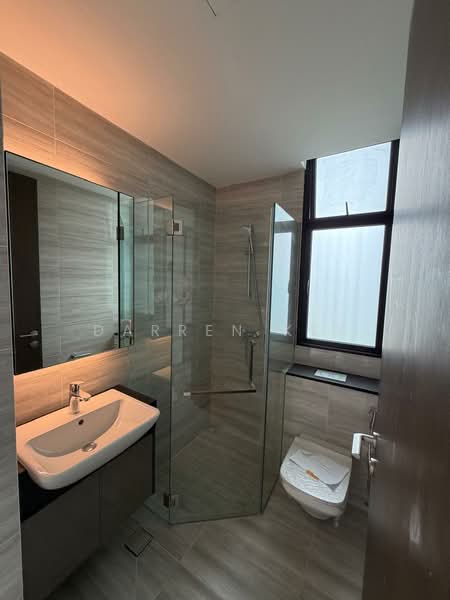 35 Gilstead, 35 Gilstead Road, 3 Bedrooms, 872 sqft, Apartment For Rent, by Darren Kek, 500198986 - Bathroom - PropertyGuru.com.sg