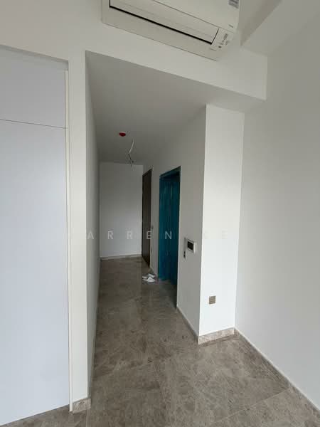 35 Gilstead, 35 Gilstead Road, 3 Bedrooms, 872 sqft, Apartment For Rent, by Darren Kek, 500198986 - Corridor - PropertyGuru.com.sg