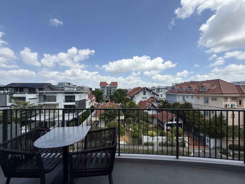 42 jalan baiduri, , 5 Bedrooms, 7,000 sqft, Semi-Detached House For Sale, by Rita King, 500198988 - Balcony - PropertyGuru.com.sg