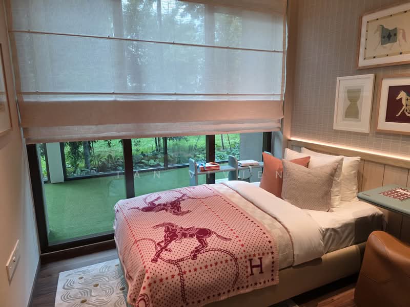 Dunearn House, 760 Dunearn Road, 4 Bedrooms, 1,378 sqft, Condominium For Sale, by Tan Vivien, 500198995 - Bedroom - PropertyGuru.com.sg