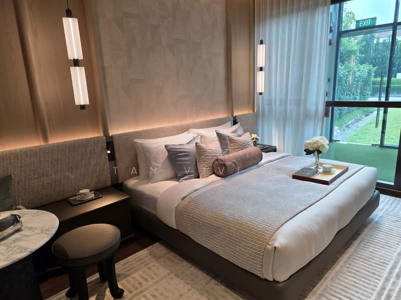 Dunearn House, 760 Dunearn Road, 4 Bedrooms, 1,378 sqft, Condominium For Sale, by Tan Vivien, 500198995 - Master bedroom - PropertyGuru.com.sg