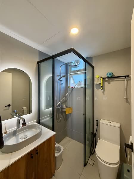 Ewe Boon Regent, 31 Ewe Boon Road, 2 Bedrooms, 850 sqft, Condominium For Sale, by Javier Chew, 500199002 - Bathroom - PropertyGuru.com.sg