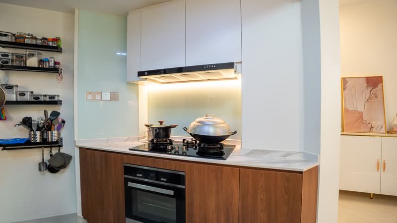 Villa Marina, 25 Jalan Sempadan, 2 Bedrooms, 1,561 sqft, Condominium For Sale, by Jasper Chan, 500199005 - Kitchen - PropertyGuru.com.sg