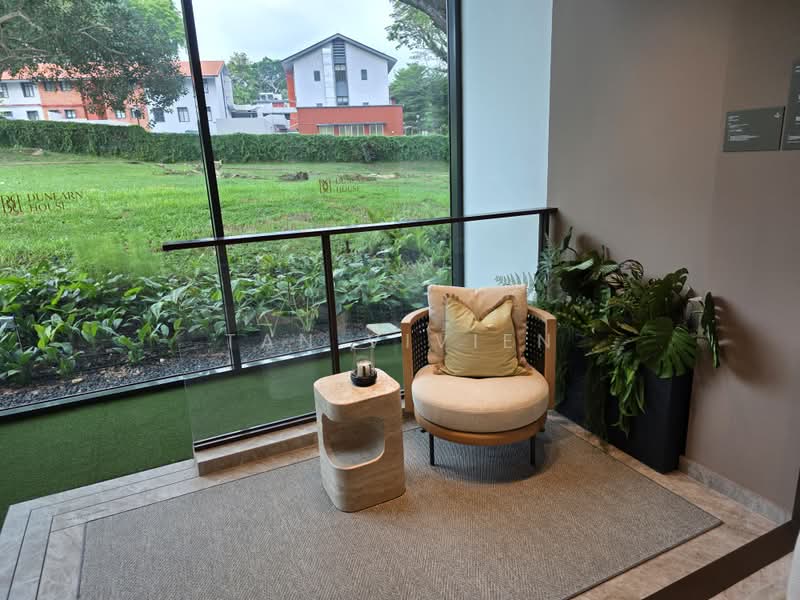 Dunearn House, 760 Dunearn Road, 3 Bedrooms, 947 sqft, Condominium For Sale, by Tan Vivien, 500199007 - Balcony - PropertyGuru.com.sg