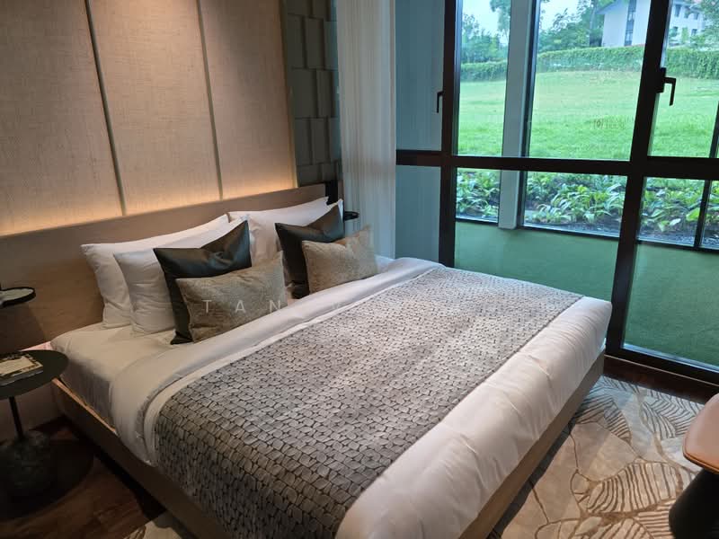 Dunearn House, 760 Dunearn Road, 3 Bedrooms, 947 sqft, Condominium For Sale, by Tan Vivien, 500199007 - Bedroom - PropertyGuru.com.sg