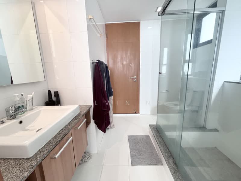 The Pier at Robertson, 80 Mohamed Sultan Road, 1 Bedroom, 732 sqft, Apartment For Rent, by Calvin Ng, 500199018 - Bathroom - PropertyGuru.com.sg