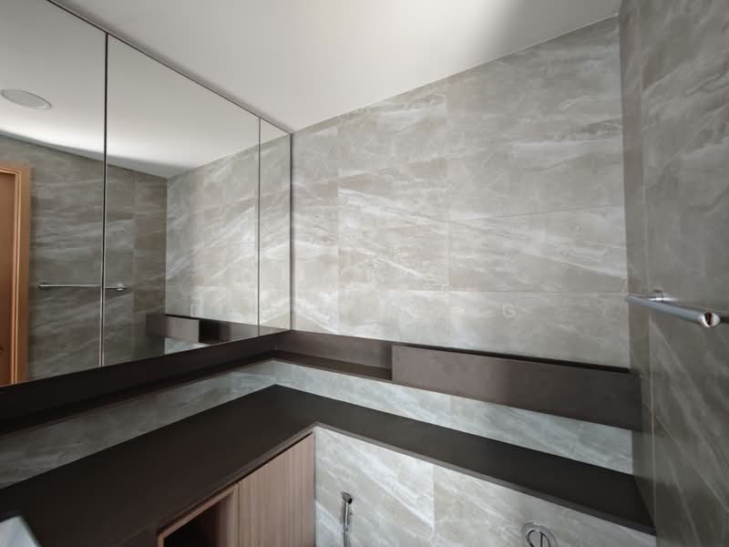 The Jovell, 19 Flora Drive, 3 Bedrooms, 904 sqft, Condominium For Sale, by Danny Wong, 500199023 - Bathroom - PropertyGuru.com.sg