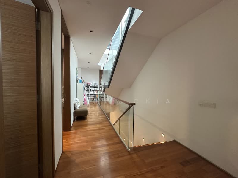 Meng Suan Road, Meng Suan Road, 6 Bedrooms, 3,950 sqft, Terraced House For Sale, by Nicole Chia, 500199040 - Corridor - PropertyGuru.com.sg