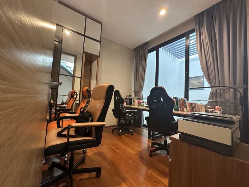 Meng Suan Road, Meng Suan Road, 6 Bedrooms, 3,950 sqft, Terraced House For Sale, by Nicole Chia, 500199040 - Study - PropertyGuru.com.sg