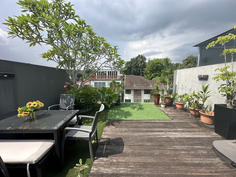 Meng Suan Road, Meng Suan Road, 6 Bedrooms, 3,950 sqft, Terraced House For Sale, by Nicole Chia, 500199040 - Exterior - PropertyGuru.com.sg