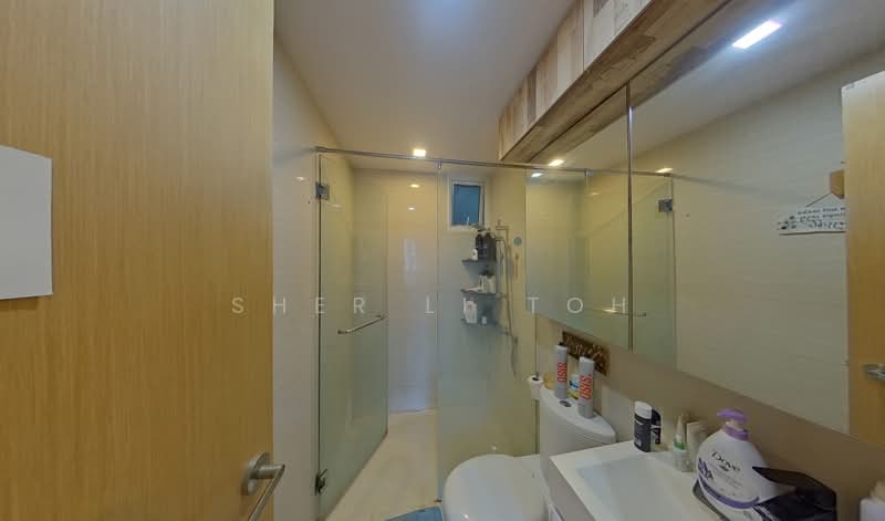 The Tampines Trilliant, 21 Tampines Central 7, 4 Bedrooms, 1,302 sqft, Executive Condominium For Sale, by Sher Li Toh, 500199067 - Bathroom - PropertyGuru.com.sg