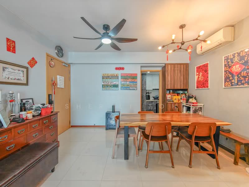 The Tampines Trilliant, 21 Tampines Central 7, 4 Bedrooms, 1,302 sqft, Executive Condominium For Sale, by Sher Li Toh, 500199067 - Dining Room - PropertyGuru.com.sg