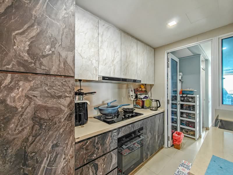 The Tampines Trilliant, 21 Tampines Central 7, 4 Bedrooms, 1,302 sqft, Executive Condominium For Sale, by Sher Li Toh, 500199067 - Kitchen - PropertyGuru.com.sg