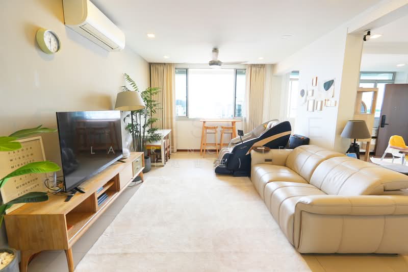 110 Lengkong Tiga, 110 Lengkong Tiga, 3 Bedrooms, 1,302 sqft, HDB Flat For Sale, by Lawrence Teo (赵世廷), 500199079 - Living Room - PropertyGuru.com.sg