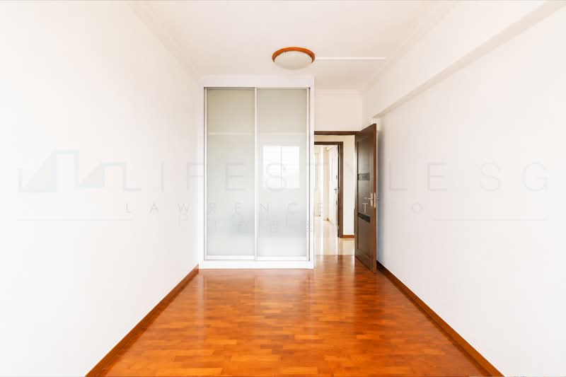 110 Lengkong Tiga, 110 Lengkong Tiga, 3 Bedrooms, 1,302 sqft, HDB Flat For Sale, by Lawrence Teo (赵世廷), 500199079 - Bedroom 2 - PropertyGuru.com.sg